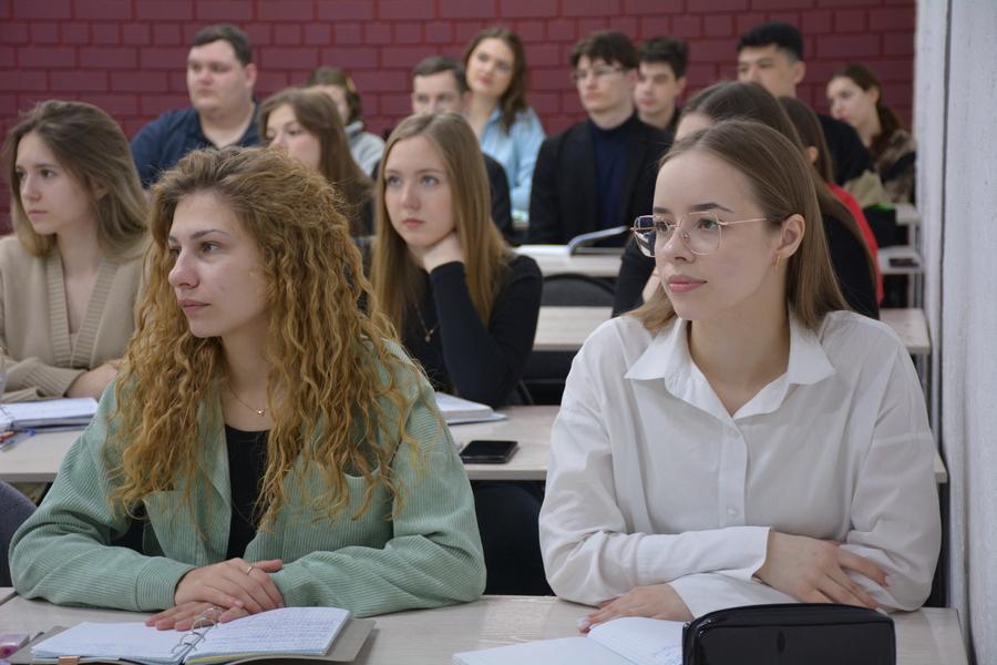 Важная дата в истории страны .