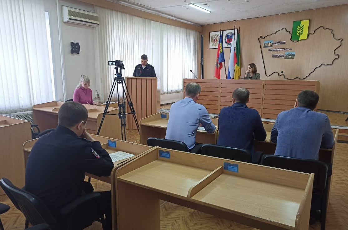 В администрации Славгорода прошло совещание по обеспечению правопорядка.
