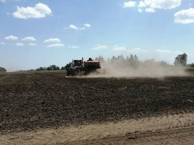 Хозяйства муниципального округа заканчивают сев сельскохозяйственных культур..