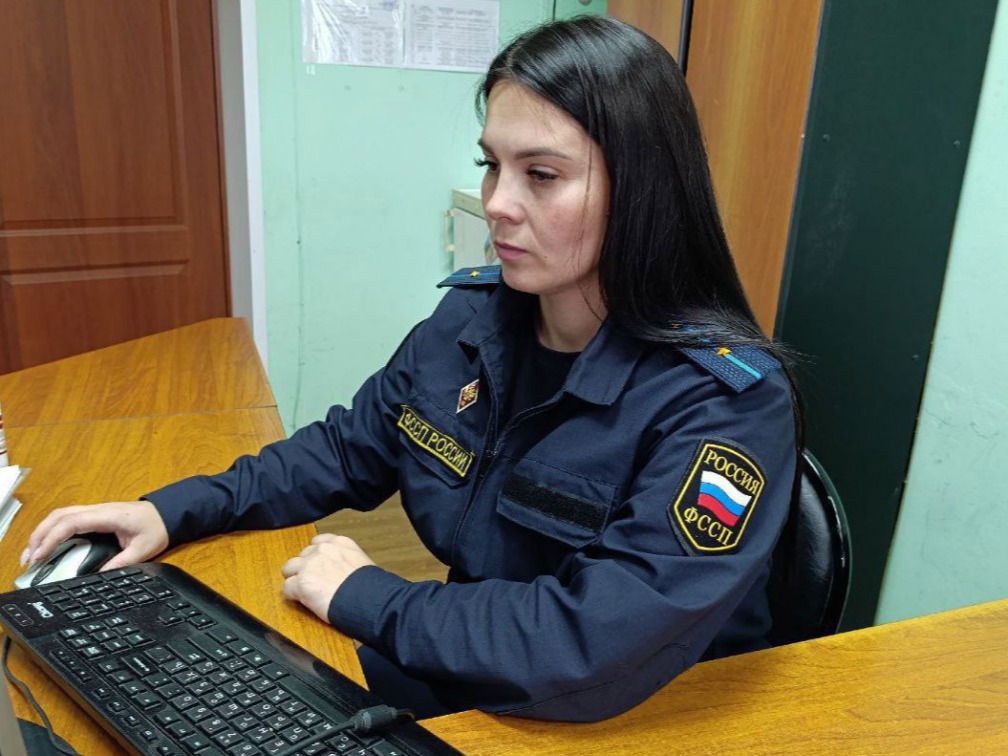 В Барнауле судебные приставы добились полного погашения алиментного долга в 332 тысячи рублей.