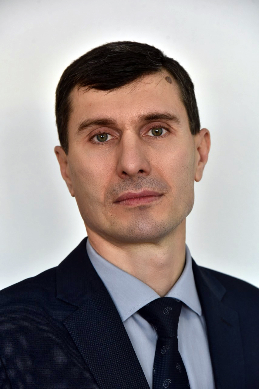 Кравцов Виктор Николаевич.