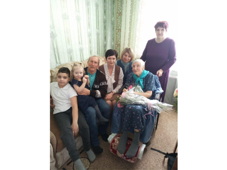 29 февраля отмечает свой 100-летний юбилей труженица тыла, вдова участника Великой Отечественной войны Мысак Надежда Дмитриевна.