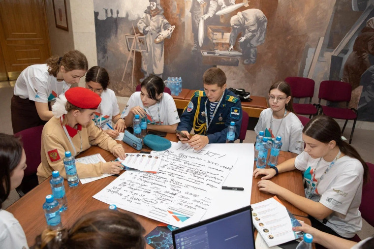 Школьники из Алтайского края отправятся на исторический форум в московском Музее Победы.