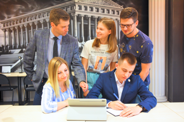 Алтайский филиал Президентской академии приглашает получить высшее юридическое образование по программе бакалавриата «Гражданско-правовой профиль»..